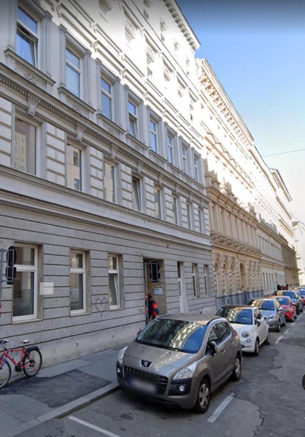 Modern 1-Bedroom Apartment Next To Praterstern Wien Ngoại thất bức ảnh